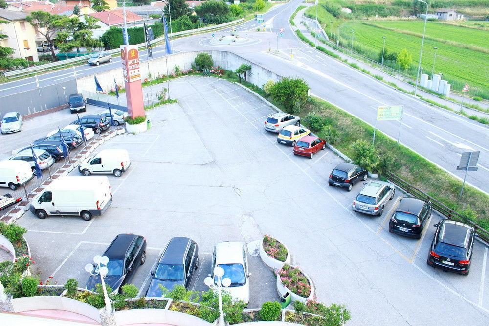 Hotel Romea Ravenna Kültér fotó